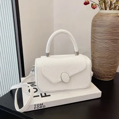 TRENDY NICHE DESIGN HANDBAGS